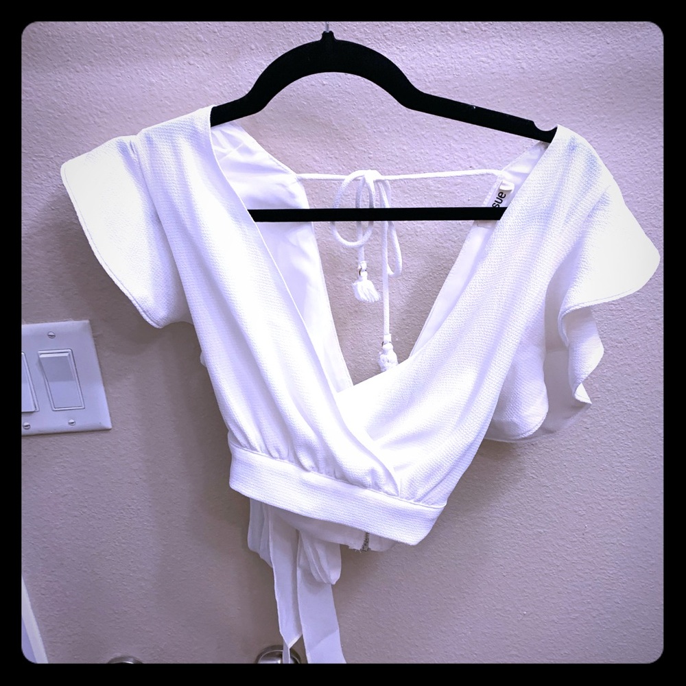 White boutique crop top